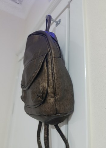 Kahverengi Deri Kadın Sırt Çantası - Görsel 2