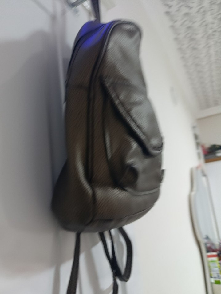 Kahverengi Deri Kadın Sırt Çantası - Görsel 3