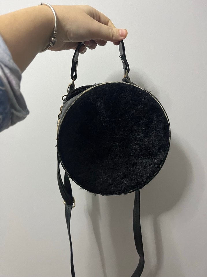 Siyah Süet Kadın Çanta, Kürk Detaylı - Görsel 4