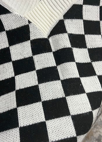 Ekose Desenli V Yaka Kadın Triko Süveter - Görsel 5