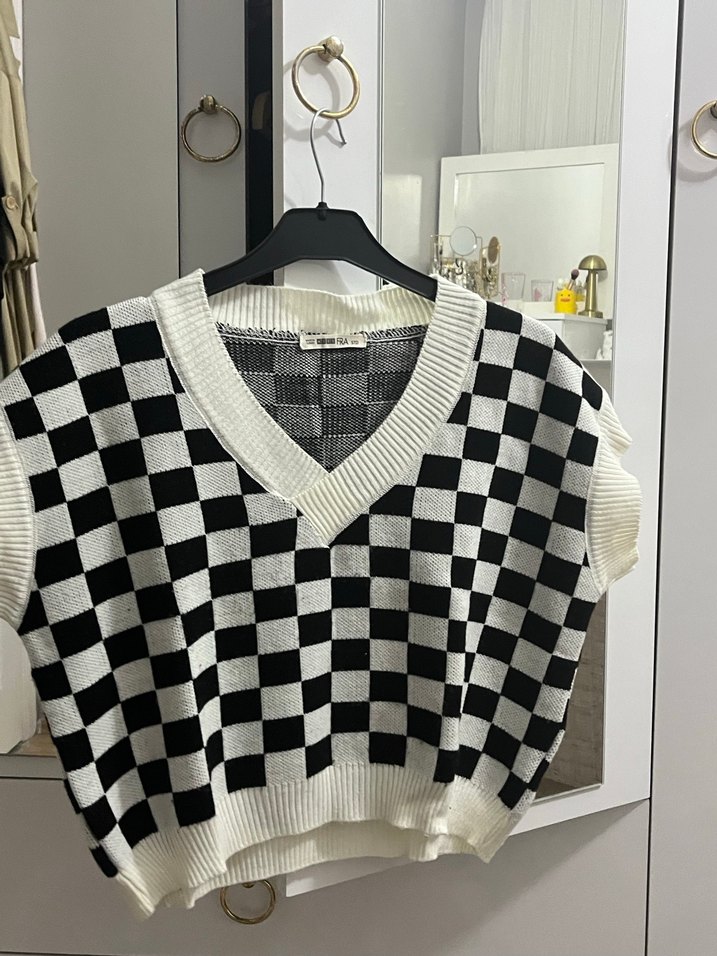 Ekose Desenli V Yaka Kadın Triko Süveter - Görsel 2