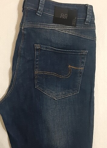 28 Beden lacivert Renk Jean pantolon