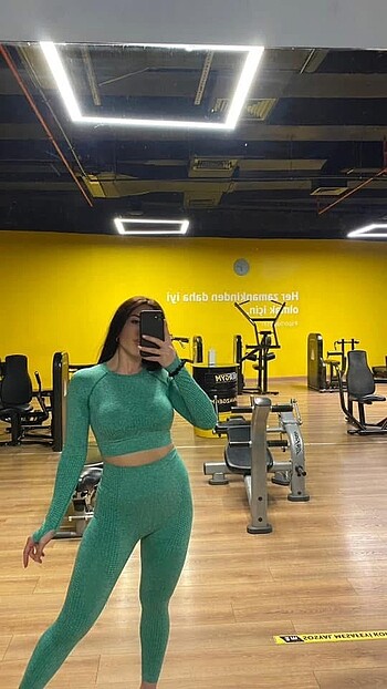 Spor tayt takım