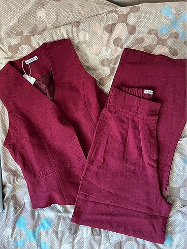 36 Beden BORDO KETEN TAKIM (SATILDI)