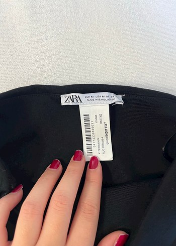 Zara Siyah Drapeli Straplez Mini Elbise - Görsel 3