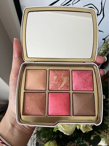 Beden Renk HOURGLASS EVİL EYE PALETTE