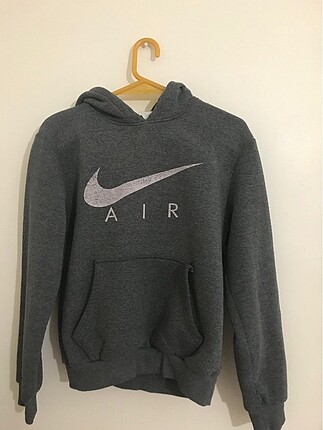 Gri Nike Sweatshirt