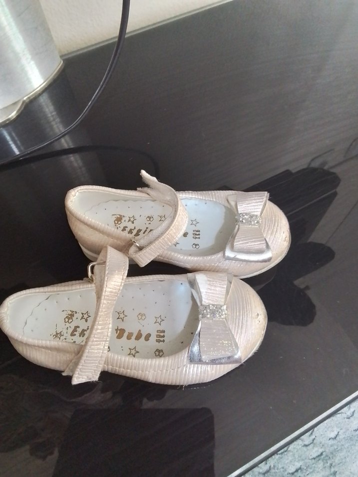 Kız Çocuk Beyaz Tokalı Babet - Görsel 3