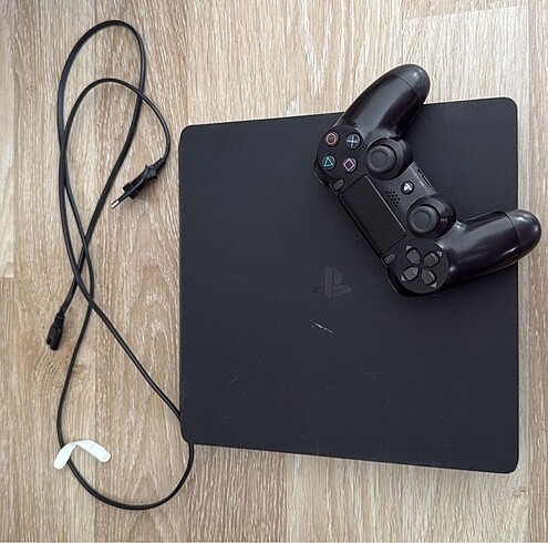 Playstation 4 Slim