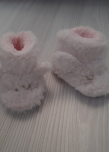 Pembe Nakışlı Kız Bebek Peluş Panduf - Görsel 2