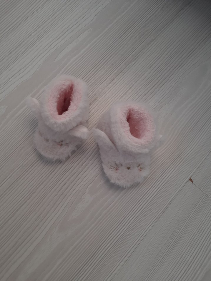 Pembe Nakışlı Kız Bebek Peluş Panduf - Görsel 4