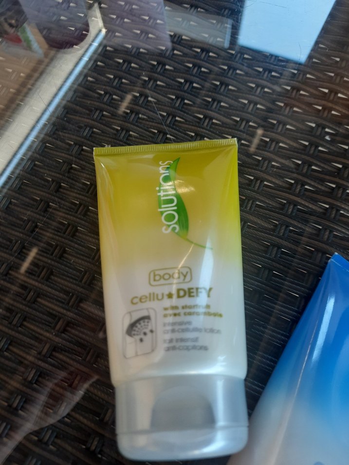 Avon Göğüs ve Kalça Sıkılaştırıcı Selülit Kremleri - Görsel 3