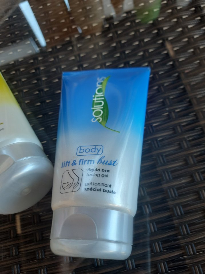 Avon Göğüs ve Kalça Sıkılaştırıcı Selülit Kremleri - Görsel 4