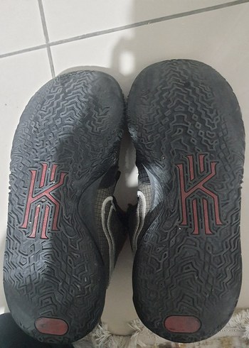 kyrie low 4 basketbol ayakkabısı - Görsel 4