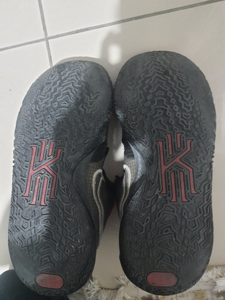 kyrie low 4 basketbol ayakkabısı - Görsel 4