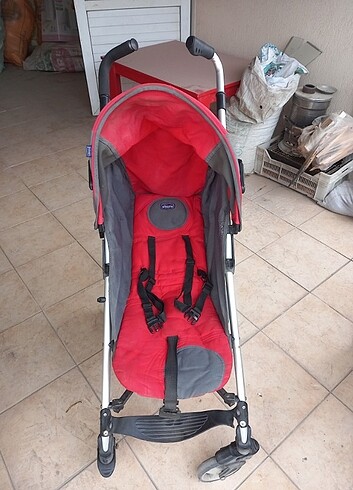 9- 36 kg Beden kırmızı Renk Chicco lite way bebek arabası sepetli