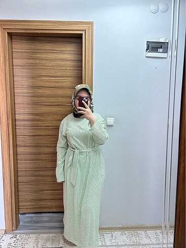 Çizgili Düz Penye Elbise - Görsel 3