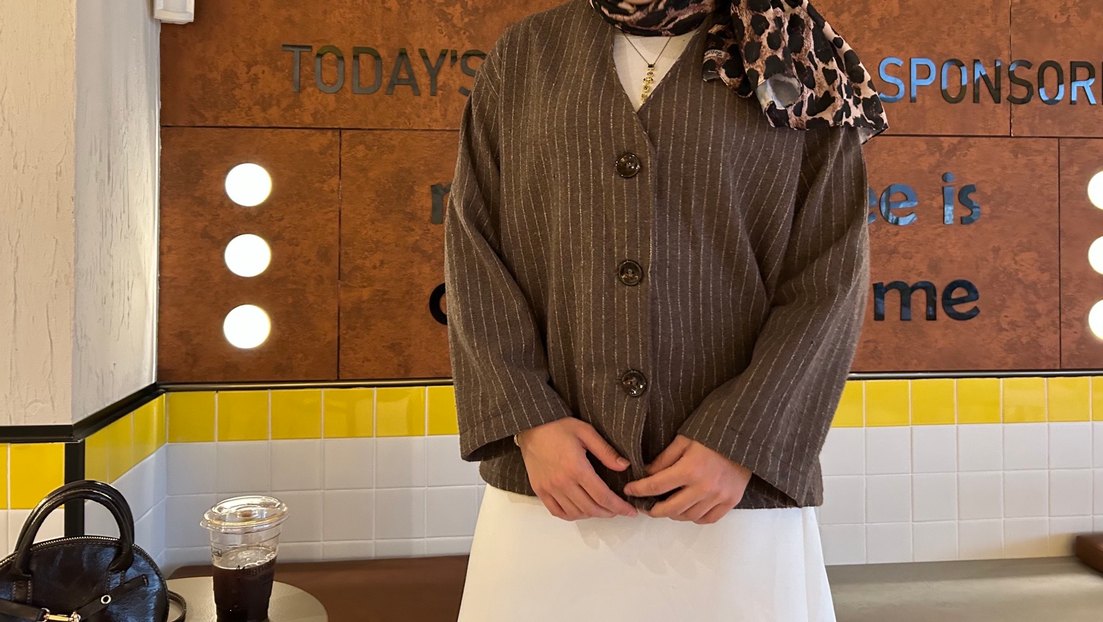 Düğmeli Kahverengi Çizgili kaşe hırka - Görsel 2