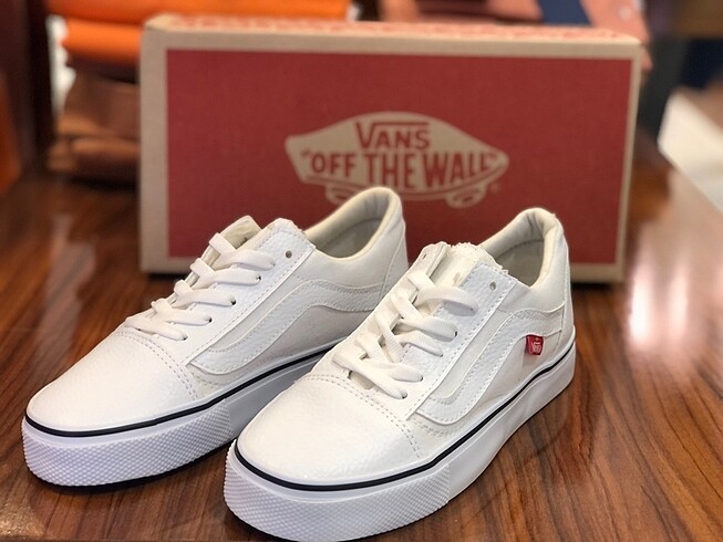 Vans 37