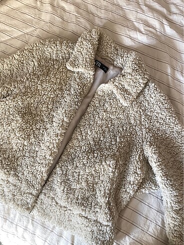 zara mont