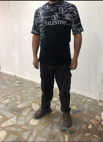VALENTINO TIŞÖRT ADET VE TOPTAN SIPARIŞ ICIN ILAN AÇTIRIN