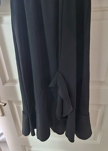 Siyah abiye ve günlük elbise - Görsel 4