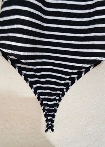 Defacto Yüksek Yakalı Siyah Beyaz Çizgili Çıtçıtlı Body