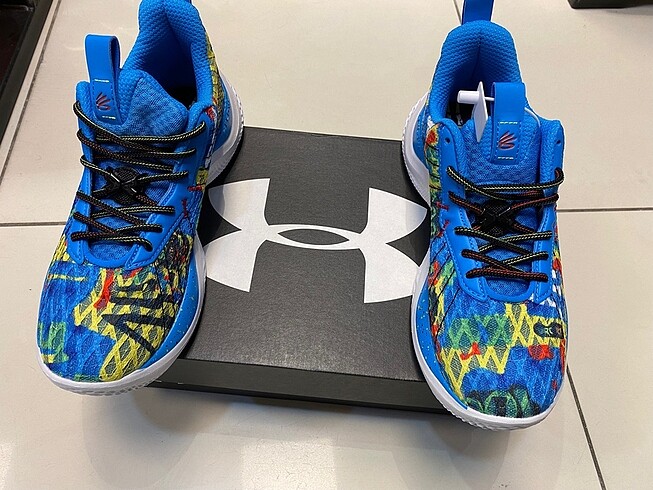 Under Armour Curry Flow 10 ''Sour Patch'