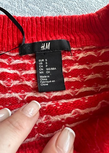 H&M Kırmızı Desenli Kadın Triko Kazak