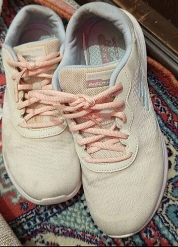 38,5 Beden Skechers 