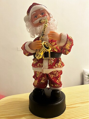 Saksafon çalan noel baba