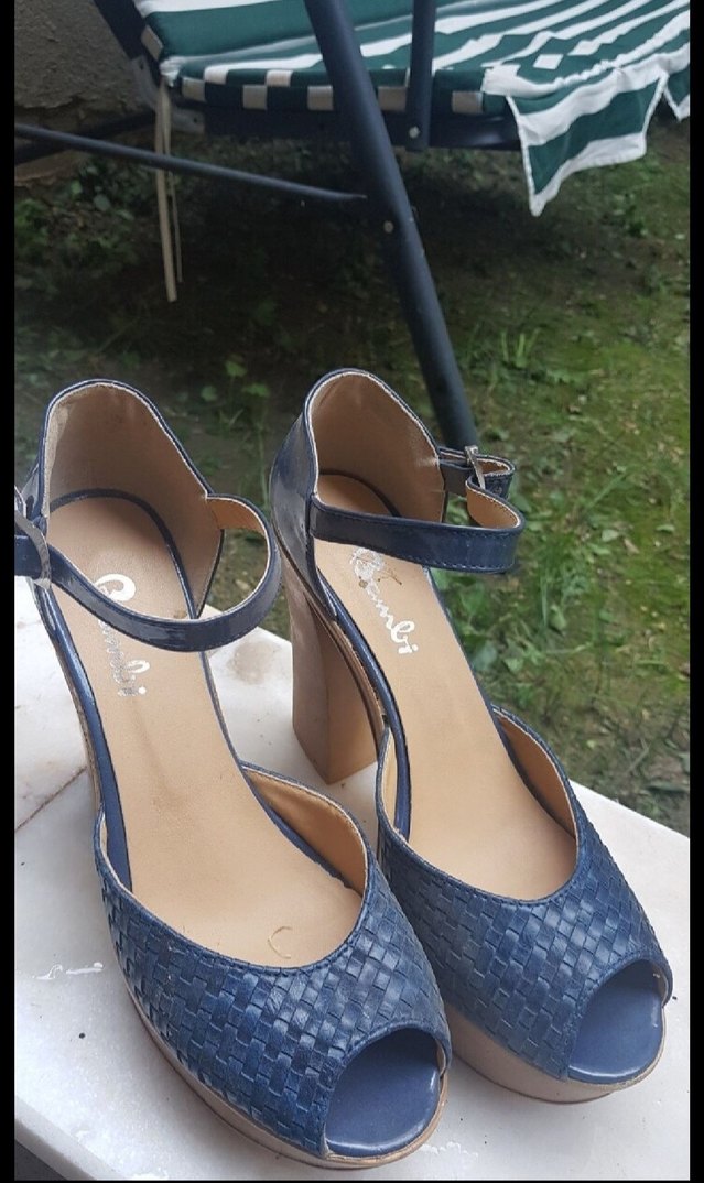 Koyu Mavi Yılan Desenli Platform Topuklu Sandalet - Görsel 2