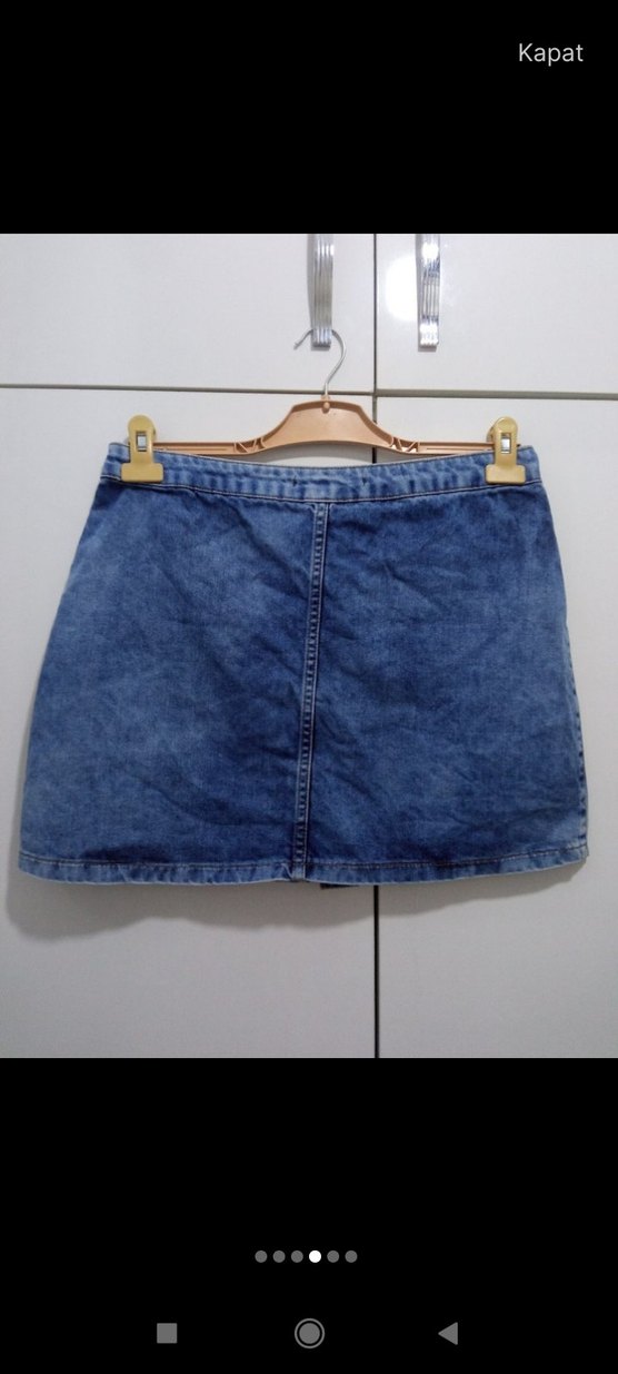 Düğmeli Mavi Jean Mini Etek - Görsel 3