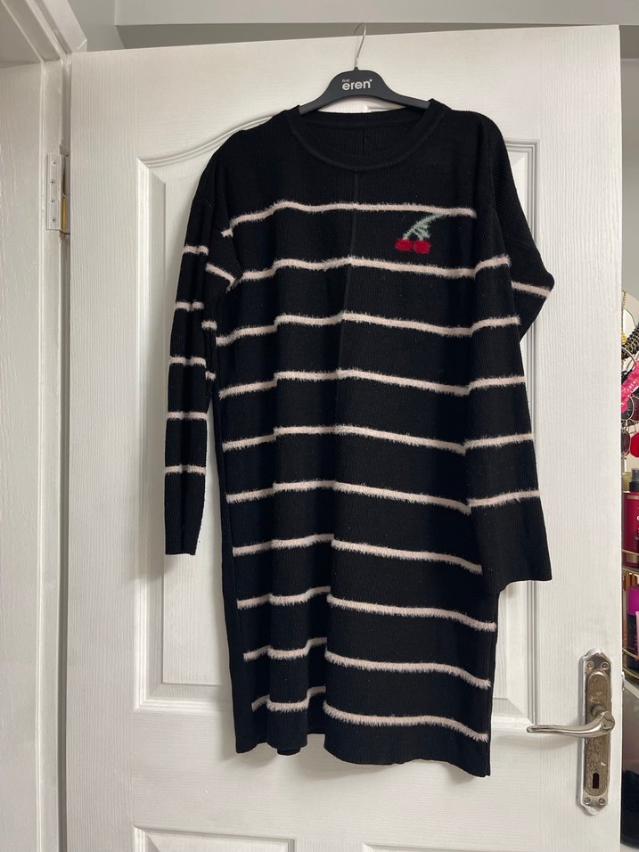 Çizgili Siyah Triko kazak - Görsel 2