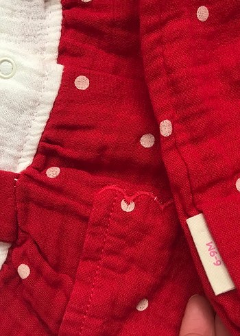 Nakışlı Düğmeli Kırmızı Bebek Kız Tulumu - Görsel 3