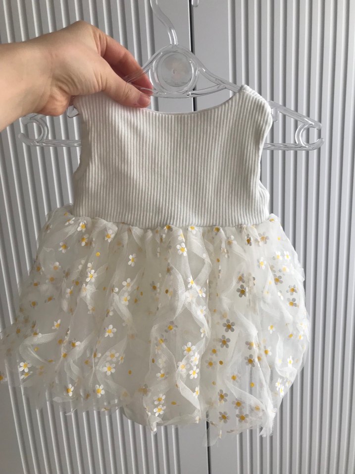Beyaz Nakışlı Kız Çocuk Straplez Elbise - Görsel 3