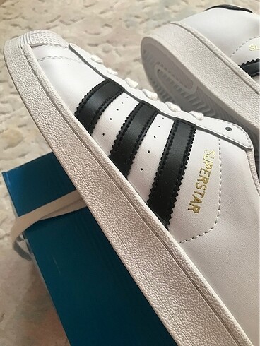 39 Beden beyaz Renk Adidas superstar orjinal