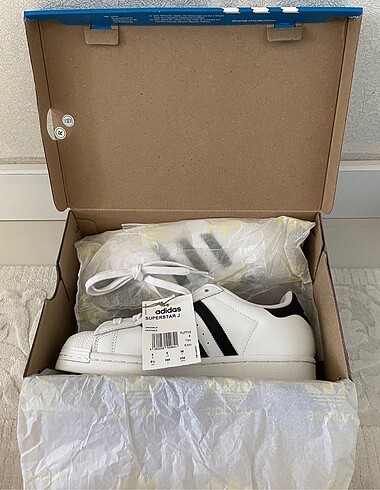 38 Beden Adidas superstar orjinal mağaza ürünü