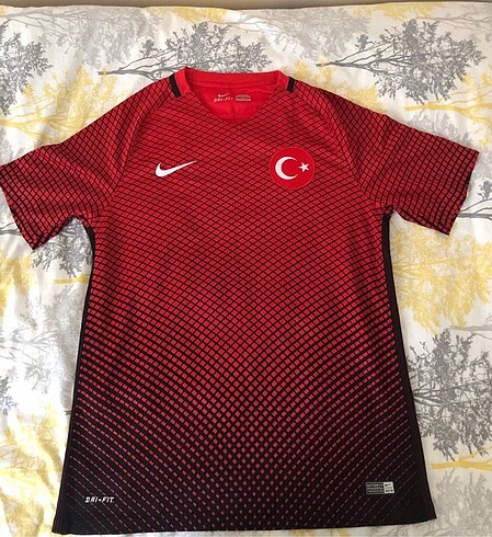 Milli takım formasını orjinal