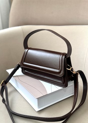 Kutu model çanta