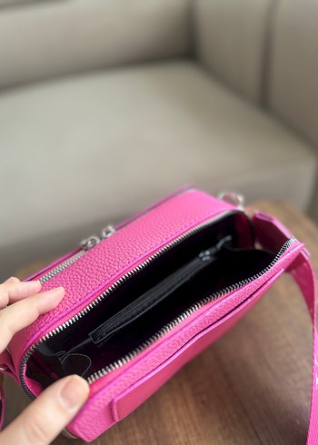 Calvin Klein Pembe Deri Kadın Bel Çantası