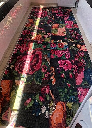 Kaymaz yıkanabilir dot taban halı&yolluk