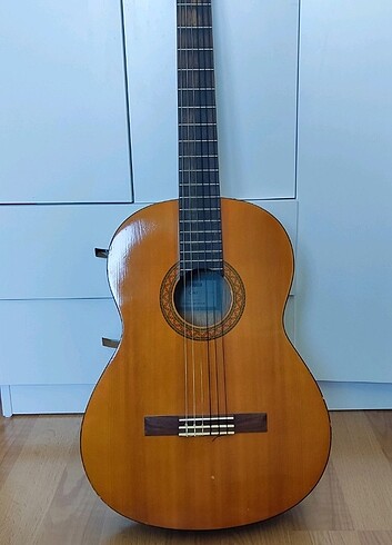 Yamaha C40 Klasik Gitar
