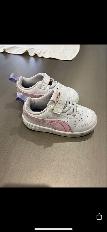 Puma 23 numara kız çocuk ayakkabı