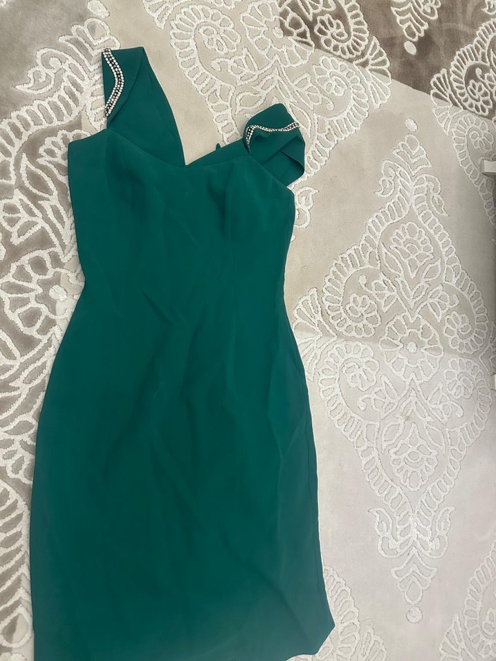 Yeşil V Yaka  Midi Elbise - Görsel 3