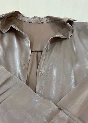 Bej Parlak Düğmeli Kadın Gömlek - Görsel 3