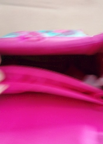 Pembe ve renkli desenli çocuk okul çantası - Görsel 10