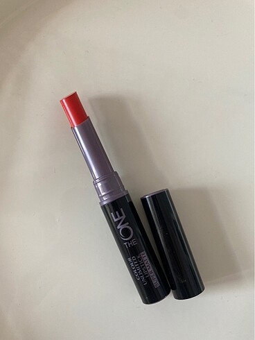 Oriflame lipstick