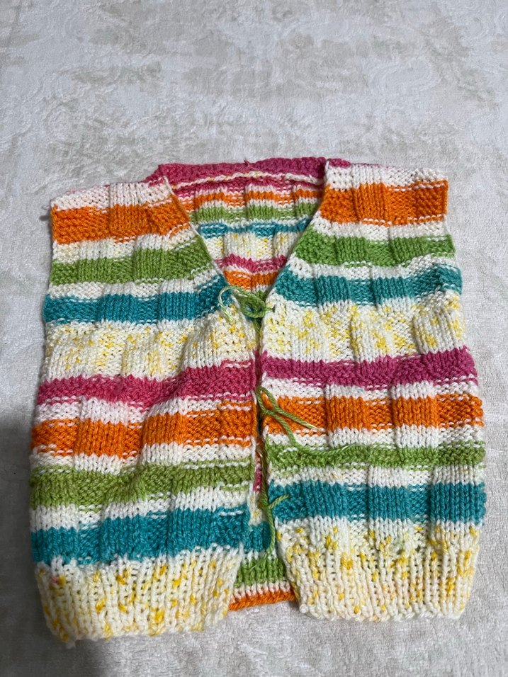 Renkli Örgü Bebek Kız Takımı 

Bandana 
Bere 
Yelek - Görsel 5