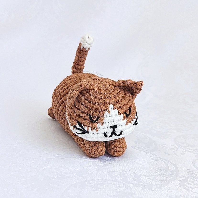 Renkli Amigurumi Uykucu Kedi Örgü Oyuncaklar - Görsel 5